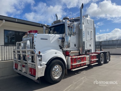2022 Kenworth T909 6x4 تراكتور شاحنة كابينة النوم (ثنائية المحور)