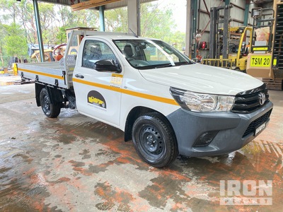 2016 Toyota Hilux WorkMate 4x2 Pickup