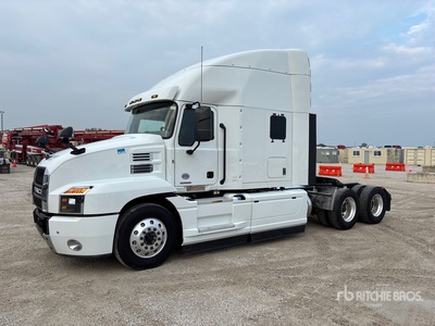 2020 Mack AN64T 6x4 Cabeza Tractora Cabina Dormitorio