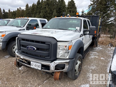 2012 FORD F550 XL 4x2 Crew Cab Hi-Rail شاحنة مسطحة