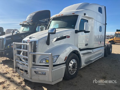 2023 Peterbilt 579 6x4 Cabeza Tractora Cabina Dormitorio (Inoperable)