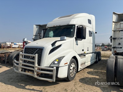 2019 Volvo VNL760 6x4 T/A Sleeper Truck Tractor
