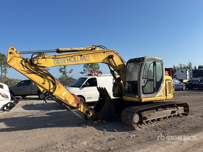 2005 New Holland EH130 Koparka gąsienicowa