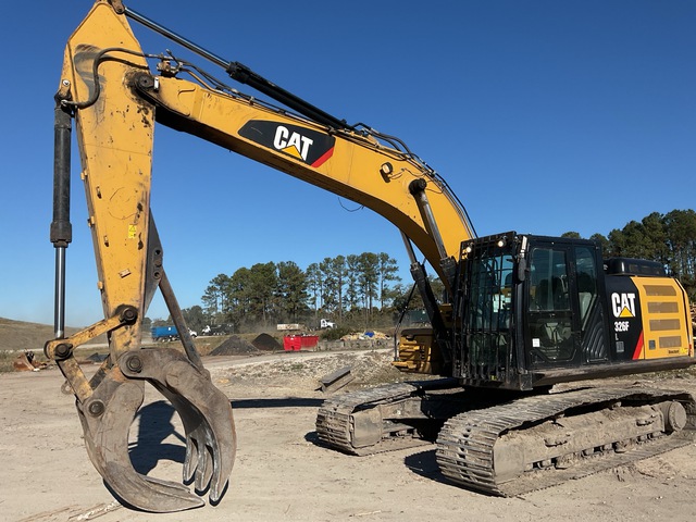 2019 Caterpillar 326F