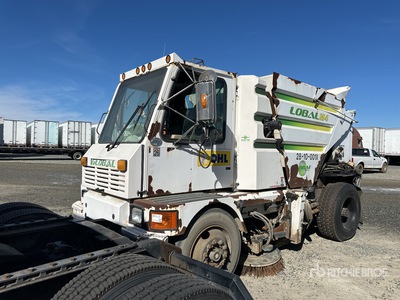 2013 Global Sweeper Truck