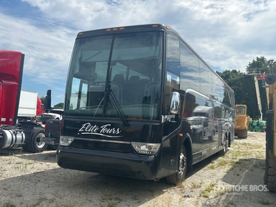 2015 Van Hool 6x2 56-Seat Autokar