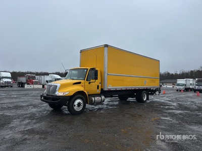 2018 International 4300 4x2 Autocarro furgonato