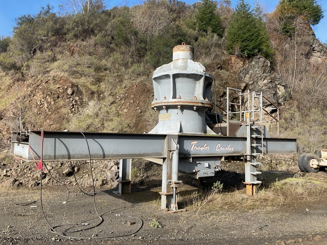 Traylor 4 ft Cone Crusher