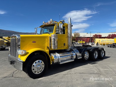 2015 Peterbilt 389 8x4 Ciągnik siodłowy z kabiną dzienną Tri/A