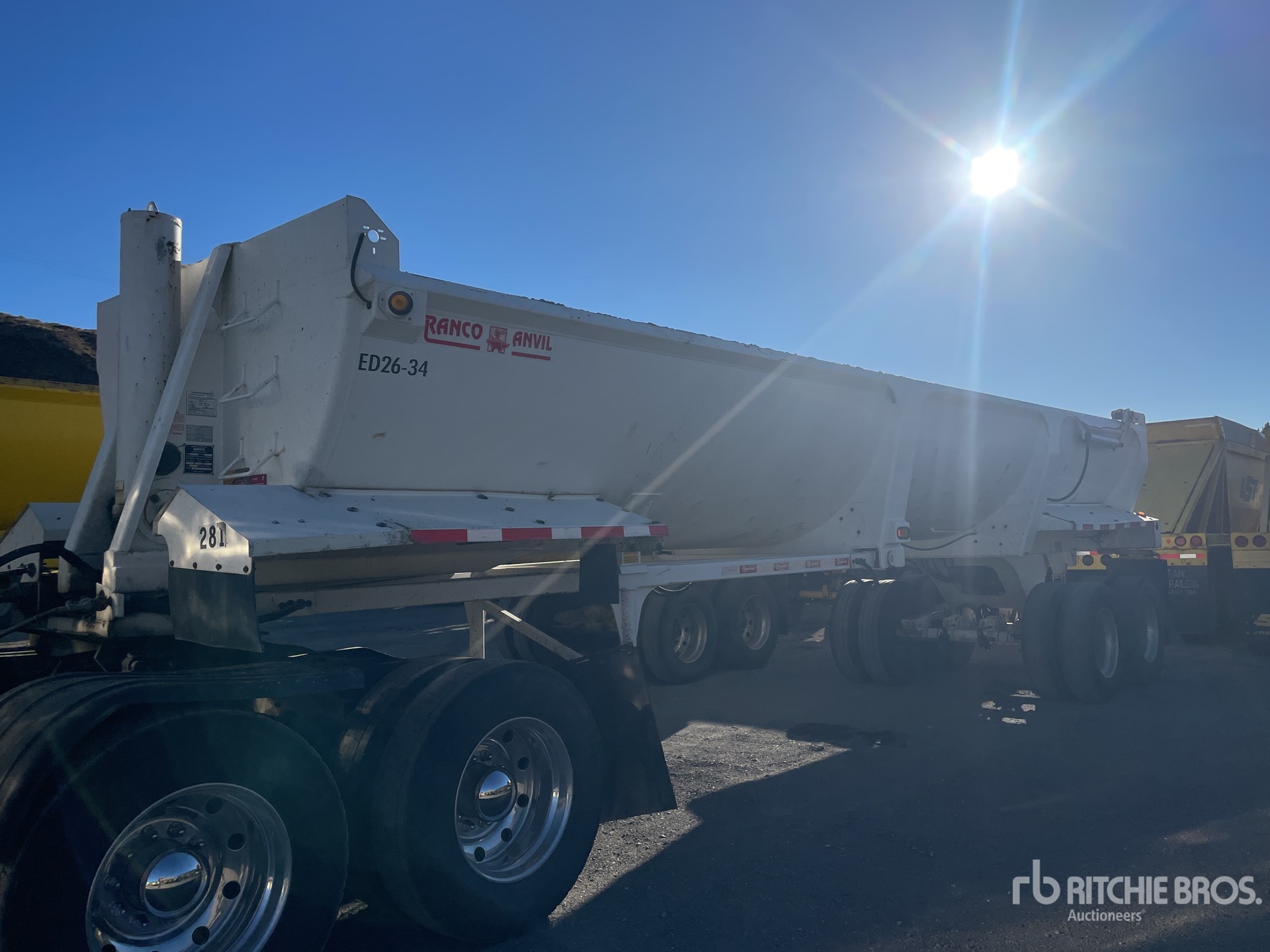 2020 Ranco 32 ft T/A Tipping Trailer