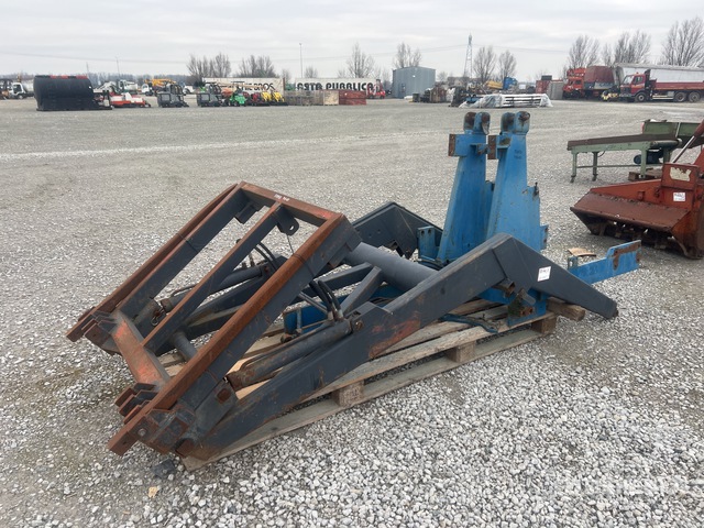 Front Loader Attachment | Ritchie Bros. Auctioneers
