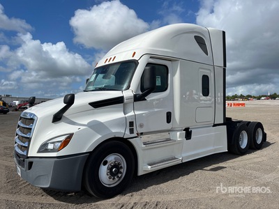 2023 Freightliner Cascadia 126 6x4 T/A Sleeper Truck Tractor