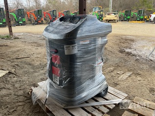 Surplus (2) SPX Robinair 17800B Refrigerant Recovery, Recycling ...
