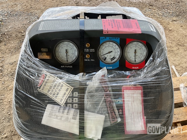 Surplus (2) SPX Robinair 17800B Refrigerant Recovery, Recycling ...