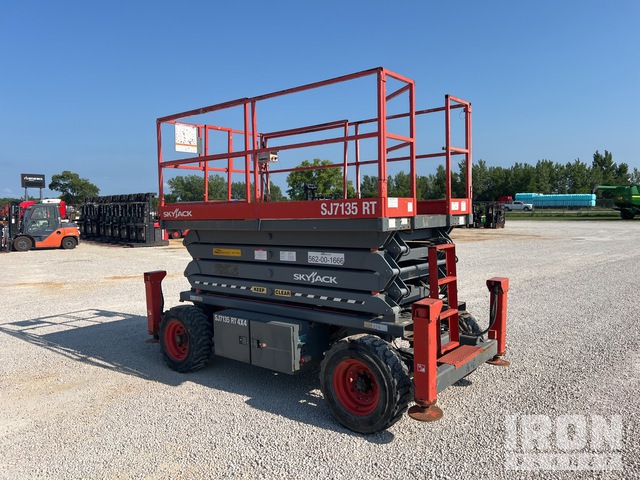 ELEVADOR TIJERA SKYJACK SJ7135RT
