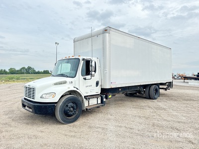 2011 Freightliner M2106 4x2 Moving Van Truck