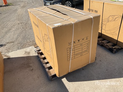 2025 HUNTER PRO CS3 Massage Chair (Unused)