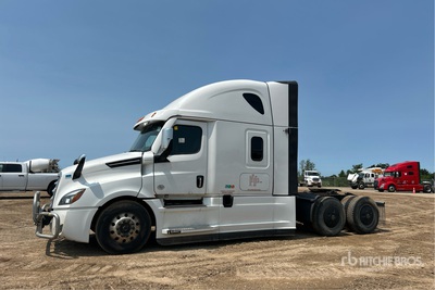 2022 Freightliner Cascadia 126 6x4 T/A Sleeper Truck Tractor