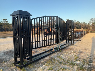 Suihe 20' Farm Iron Driveway Gate - Unused