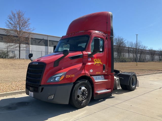 2020 Freightliner Cascadia 4x2 S/A Day Cab (Inoperable) Truck Tractor