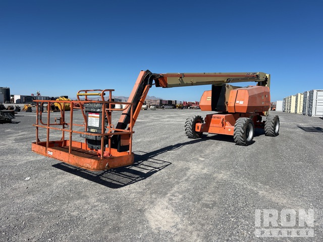 ELEVADOR ARTICULADO 2014 JLG 4WD 800AJ