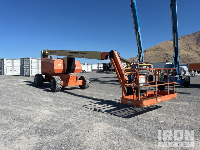 ELEVADOR ARTICULADO 2014 JLG 4WD 800AJ