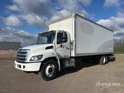 2020 Hino 268 4x2 Furgonetka