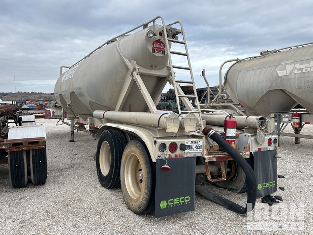 2011 Vantage 1000 cft T/A Pneumatic Bulk Trailer (Inoperable) in Cisco ...