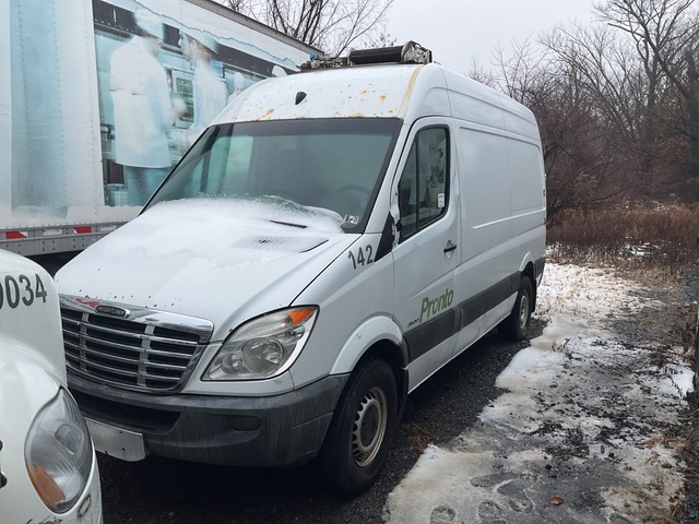 2013 Freightliner 2500 Sprinter Cargo Van