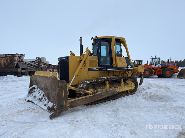 1993 Komatsu D85E-21 Crawler Dozer | Ritchie Bros. Auctioneers