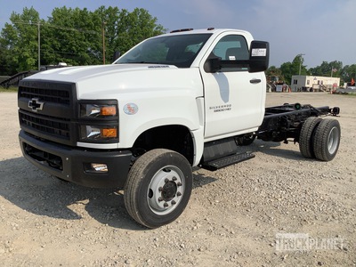 2023 Chevrolet 5500HD 4X4 Cab and Chassis (Unused)