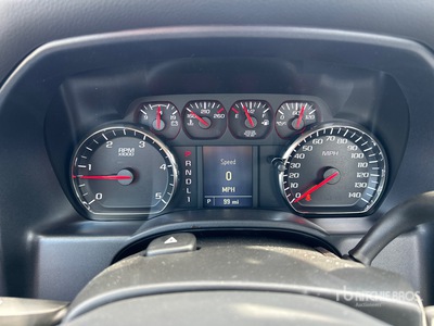 2023 Chevrolet Silverado 5500HD 4x4 Cab & Chassis (Unused)
