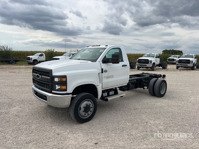 2023 Chevrolet Silverado 5500HD 4x4 Fahrgestell (Unused)