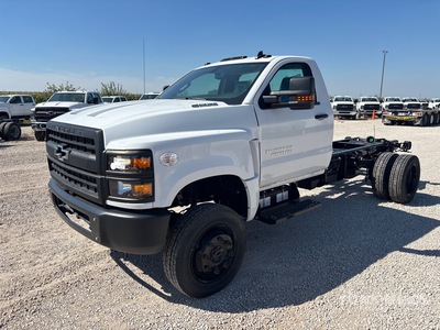 2023 Chevrolet Silverado 4500HD 4x4 Cab and Chassis (Unused)