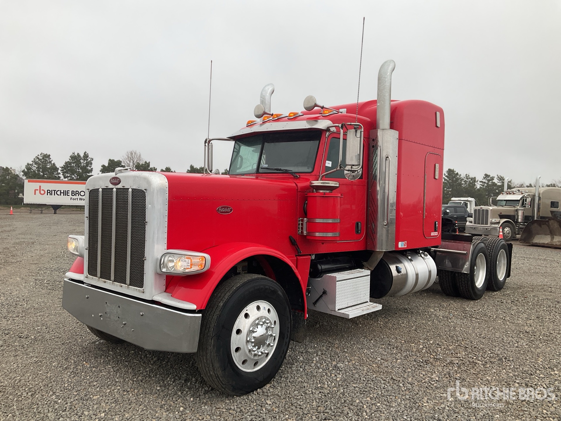 2019 Peterbilt 389 6x4 Tracteur Routier Couchette