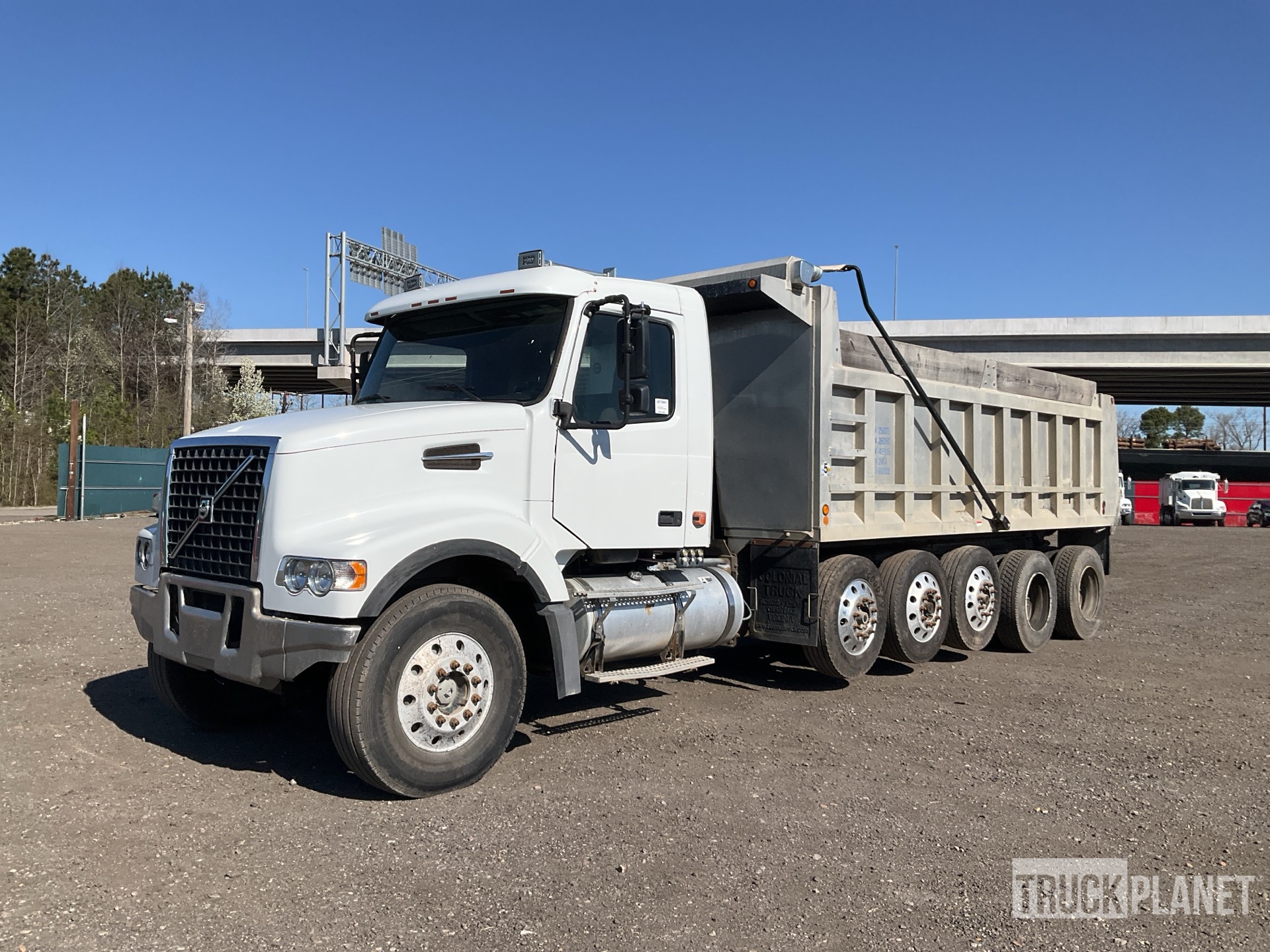 DOD
グッドラックソファ　タン Zumbrota Drivetrain A535 Manual Transmission for Dodge 87-91