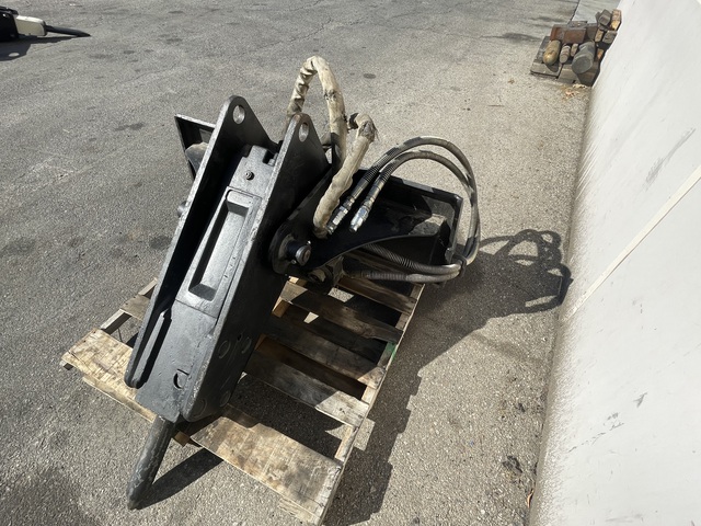 Stanley MB3570SB Skid Steer Breaker