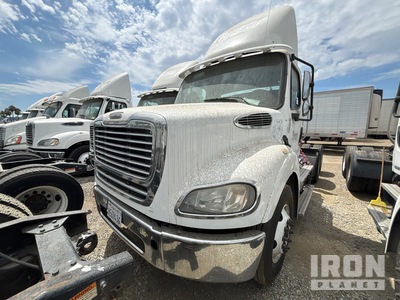 2012 Freightliner M2 112 LNG 6x4 T/A Day Cab Truck Tractor (Inoperable)