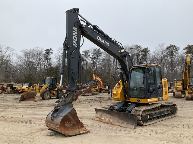 2022 John Deere 135G