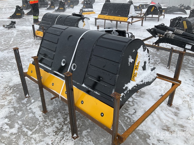 Dynamic 120 60 in Q/C Tilting Excavator Bucket (Unused) | Ritchie Bros ...