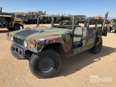 2004 AM General M1123 HMMWV 2 Door w/Truck Body