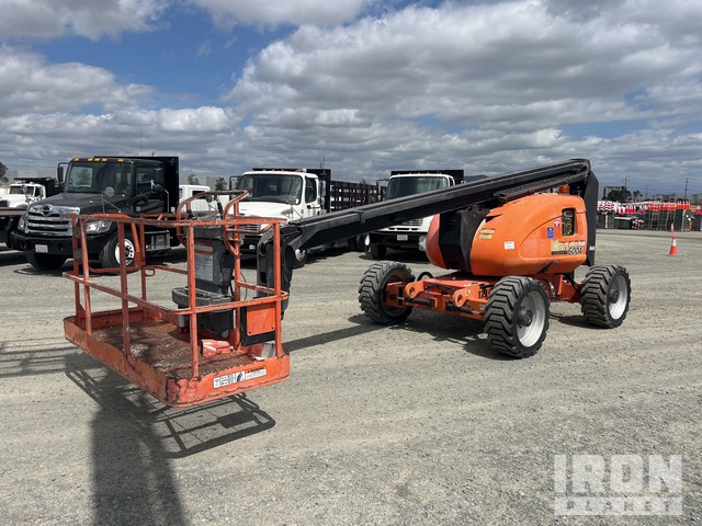 ELEVADOR ARTICULADO 2011 JLG 4WD 600A
