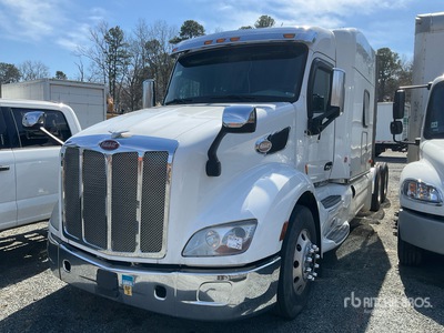 2019 Peterbilt 579 6x4 T/A Sleeper Truck Tractor