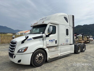 2023 Freightliner Cascadia 126 6x4 Cabeza Tractora Cabina Dormitorio