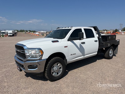 2019 Ram 2500 4x4 Crew Cab Autocarro cassone fisso