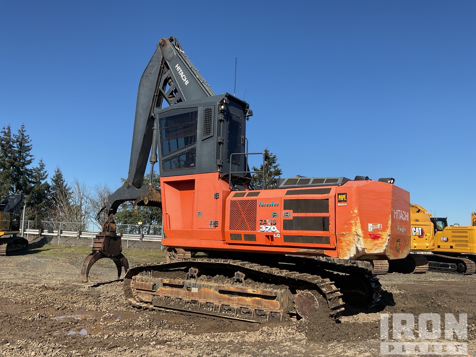 ☽꙳⋆ 2018 Hitachi ZX370F-LL-6N Track Mounted Heel Boom Log Loader