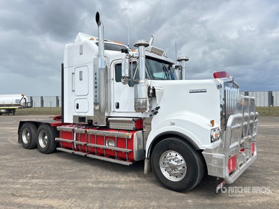 2023 Kenworth T909 6x4 トラックトラクター（T/A）