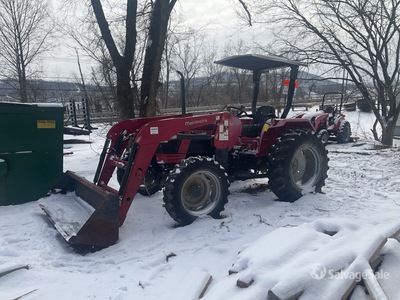 2017 Mahindra 5555 4WD Utility Tractor (Inoperable)