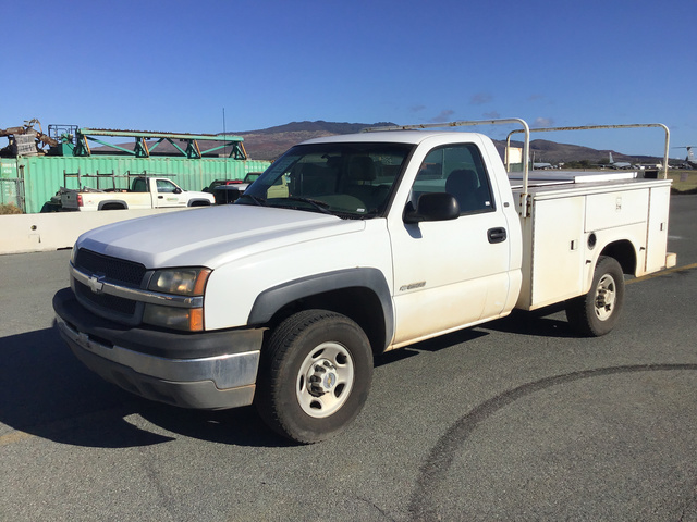 2003 Chevrolet Silverado C2500 Utility Truck 2003 Chevrolet Silverado C2500 Utility Truck