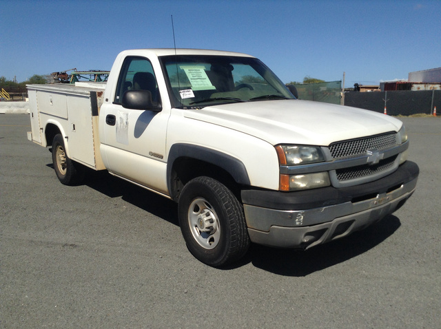 2003 Chevrolet Silverado C2500 Utility Truck 2003 Chevrolet Silverado C2500 Utility Truck